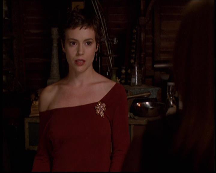 Charmed-Online-dot-net_608SwordAndTheCity1329.jpg Charmed-Online-dot-net_608SwordAndTheCity1329.jpg