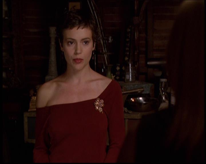 Charmed-Online-dot-net_608SwordAndTheCity1331.jpg Charmed-Online-dot-net_608SwordAndTheCity1331.jpg