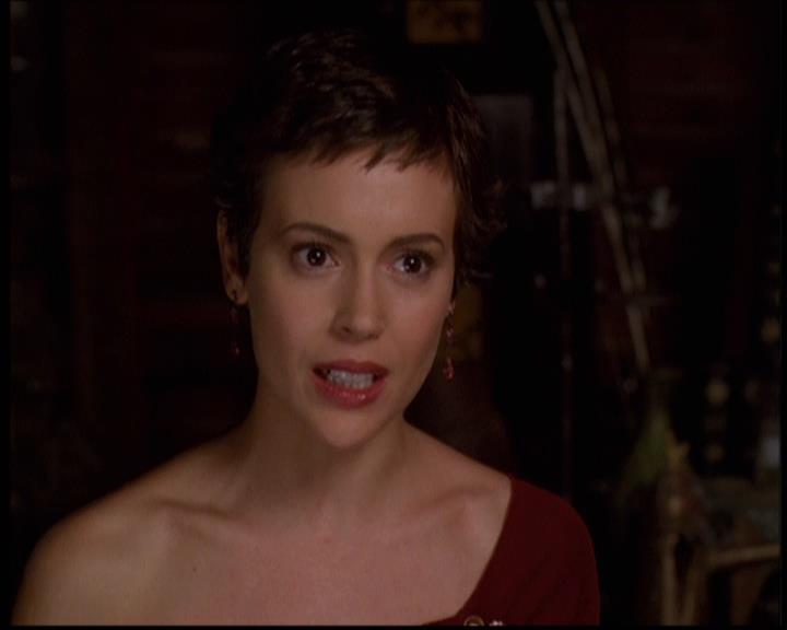 Charmed-Online-dot-net_608SwordAndTheCity1341.jpg