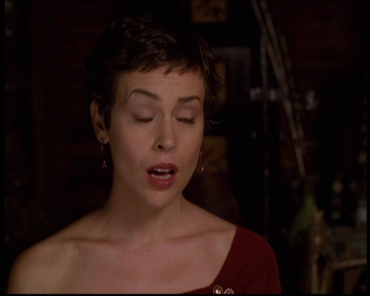 Charmed-Online-dot-net_608SwordAndTheCity1343.jpg Charmed-Online-dot-net_608SwordAndTheCity1343.jpg