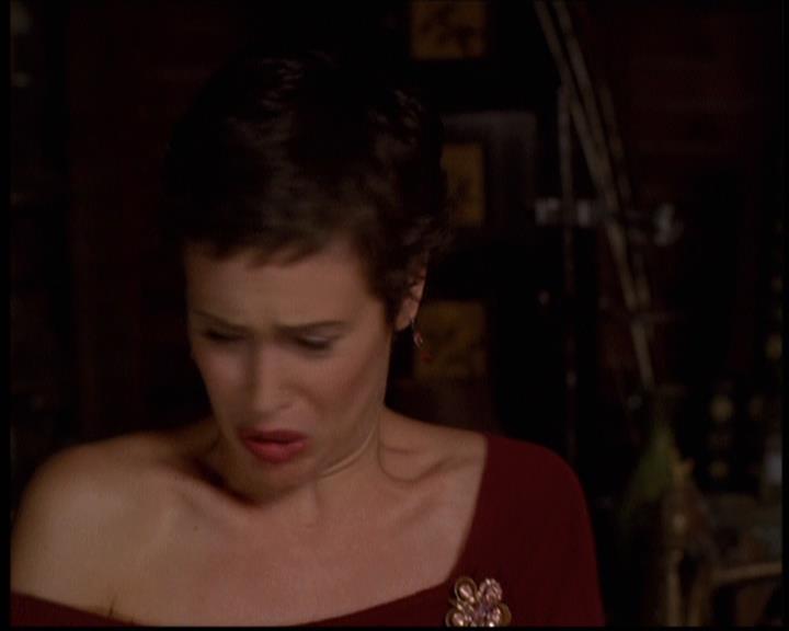 Charmed-Online-dot-net_608SwordAndTheCity1349.jpg Charmed-Online-dot-net_608SwordAndTheCity1349.jpg