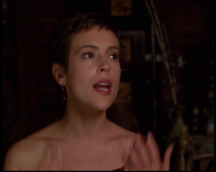 Charmed-Online-dot-net_608SwordAndTheCity1362.jpg Charmed-Online-dot-net_608SwordAndTheCity1362.jpg