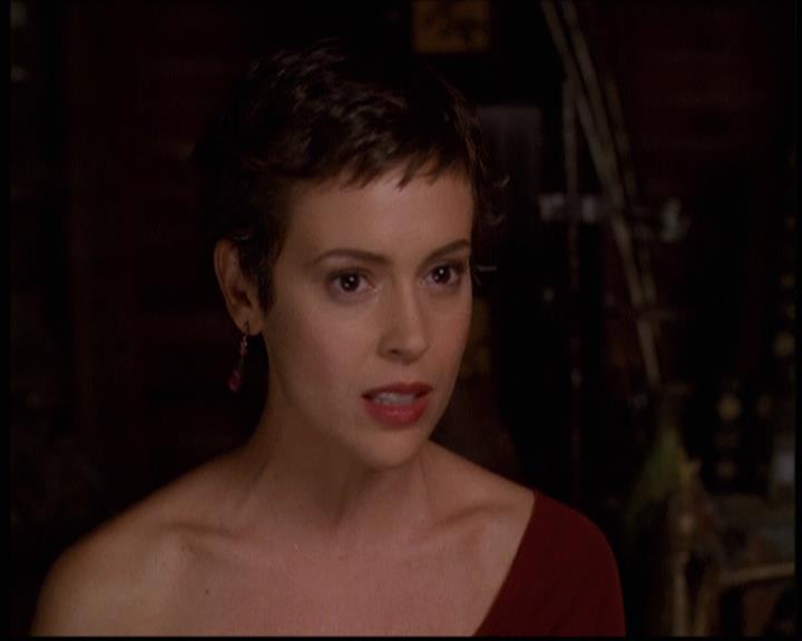 Charmed-Online-dot-net_608SwordAndTheCity1366.jpg Charmed-Online-dot-net_608SwordAndTheCity1366.jpg