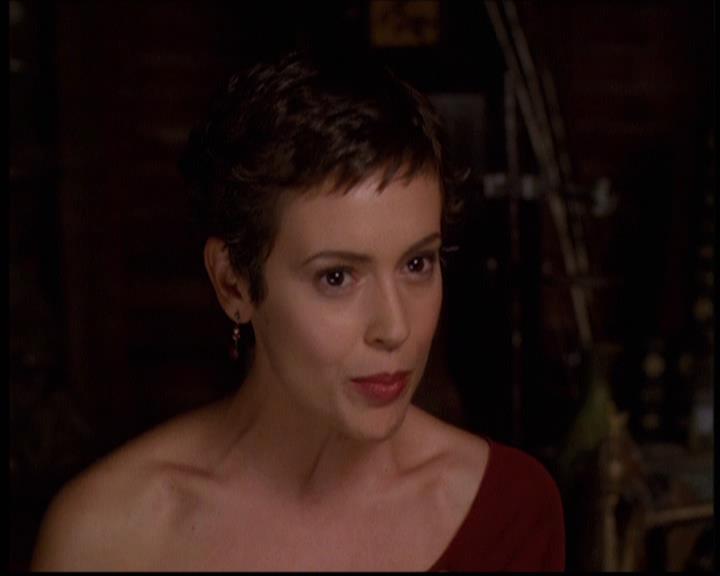 Charmed-Online-dot-net_608SwordAndTheCity1367.jpg Charmed-Online-dot-net_608SwordAndTheCity1367.jpg