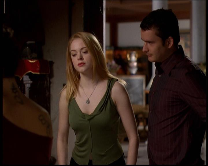 Charmed-Online-dot-net_608SwordAndTheCity1378.jpg Charmed-Online-dot-net_608SwordAndTheCity1378.jpg