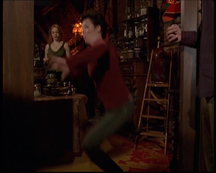 Charmed-Online-dot-net_608SwordAndTheCity1471.jpg Charmed-Online-dot-net_608SwordAndTheCity1471.jpg