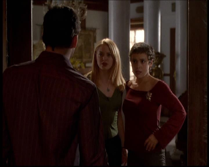 Charmed-Online-dot-net_608SwordAndTheCity1478.jpg
