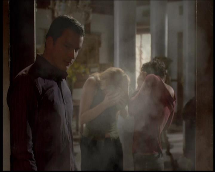 Charmed-Online-dot-net_608SwordAndTheCity1483.jpg Charmed-Online-dot-net_608SwordAndTheCity1483.jpg