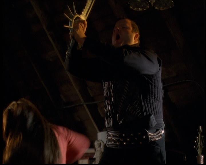 Charmed-Online-dot-net_608SwordAndTheCity1496.jpg Charmed-Online-dot-net_608SwordAndTheCity1496.jpg