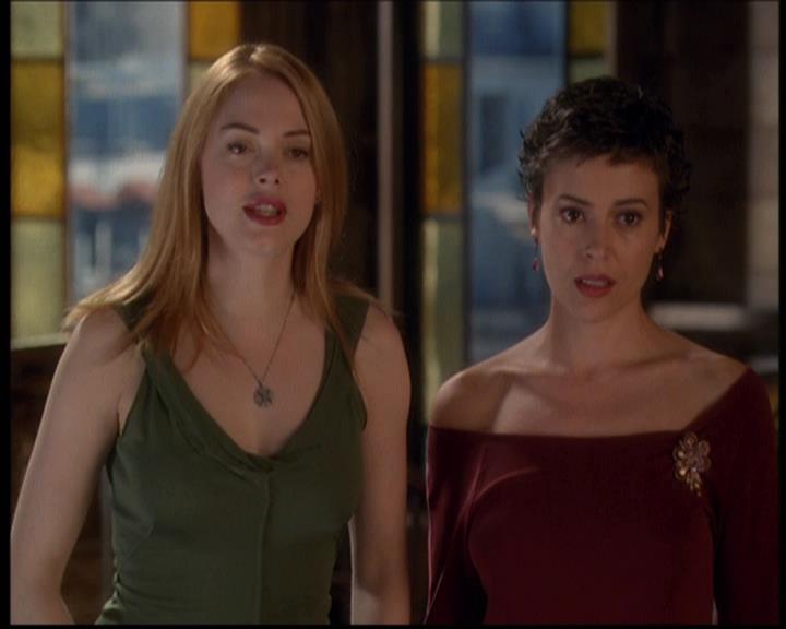 Charmed-Online-dot-net_608SwordAndTheCity1538.jpg Charmed-Online-dot-net_608SwordAndTheCity1538.jpg