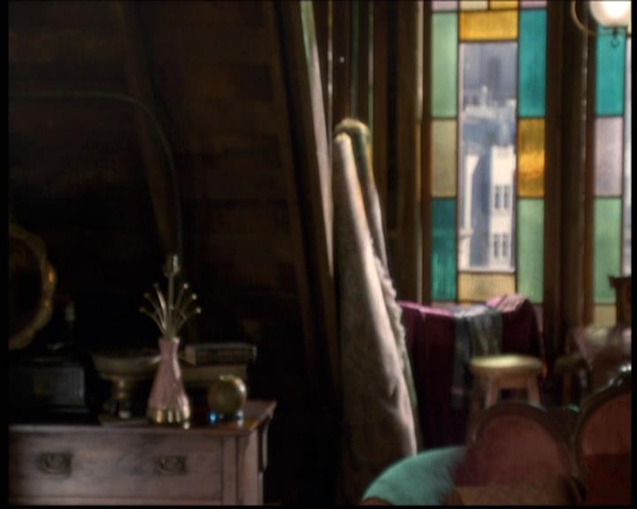 Charmed-Online-dot-net_608SwordAndTheCity1572.jpg Charmed-Online-dot-net_608SwordAndTheCity1572.jpg