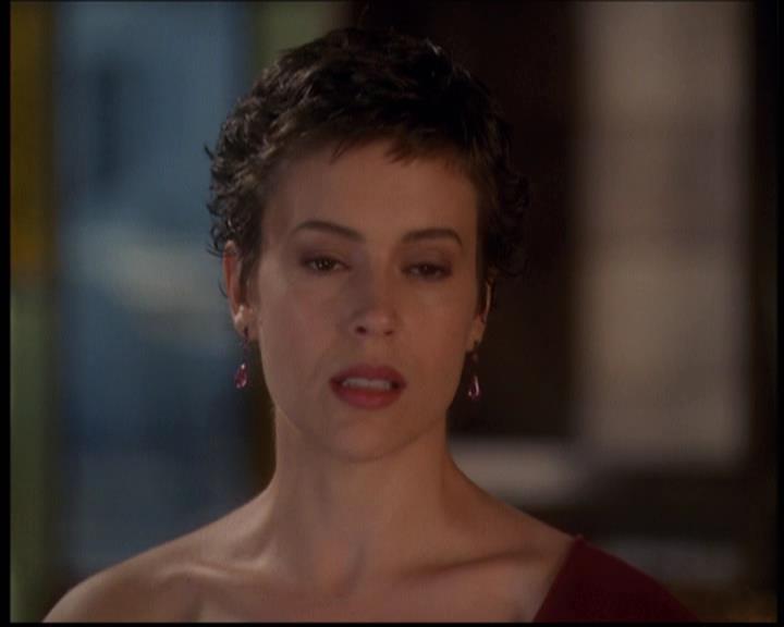 Charmed-Online-dot-net_608SwordAndTheCity1574.jpg Charmed-Online-dot-net_608SwordAndTheCity1574.jpg