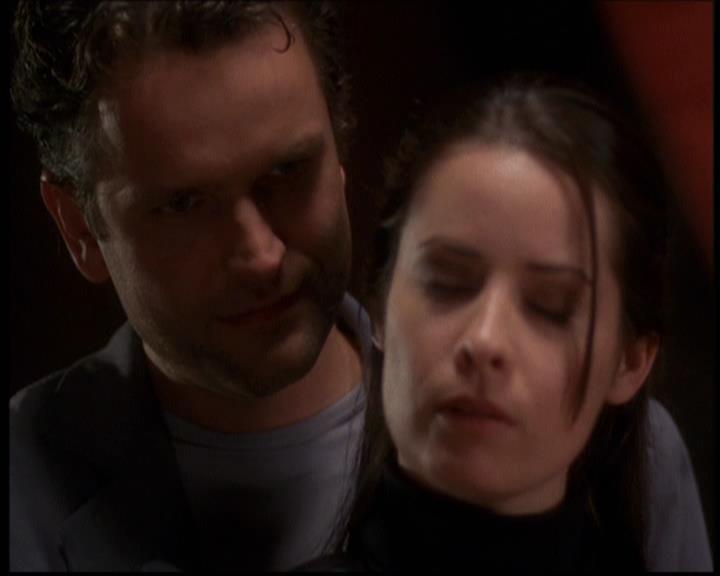 Charmed-Online-dot-net_608SwordAndTheCity1605.jpg Charmed-Online-dot-net_608SwordAndTheCity1605.jpg