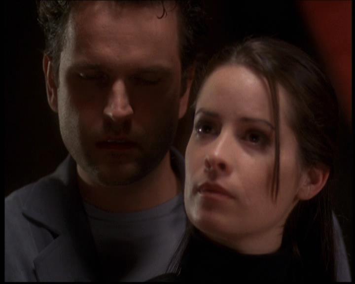 Charmed-Online-dot-net_608SwordAndTheCity1611.jpg Charmed-Online-dot-net_608SwordAndTheCity1611.jpg