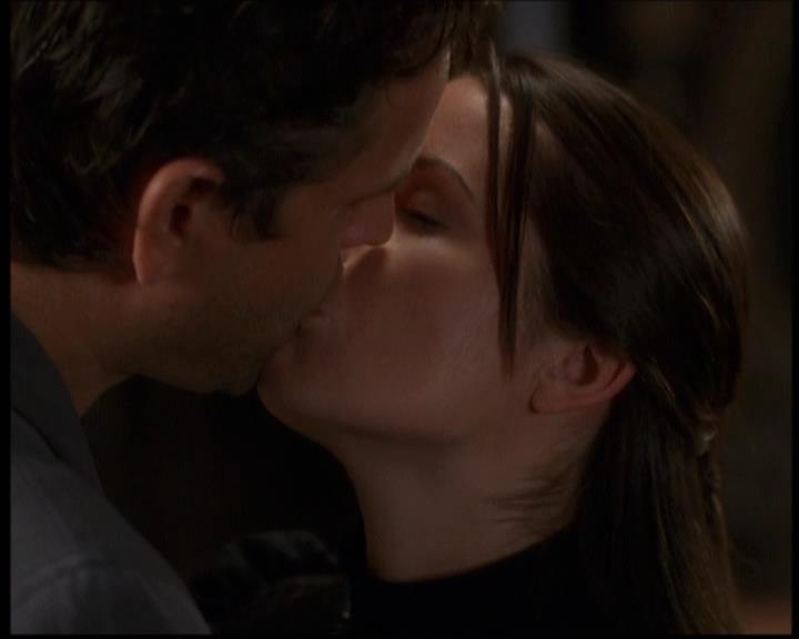 Charmed-Online-dot-net_608SwordAndTheCity1650.jpg Charmed-Online-dot-net_608SwordAndTheCity1650.jpg