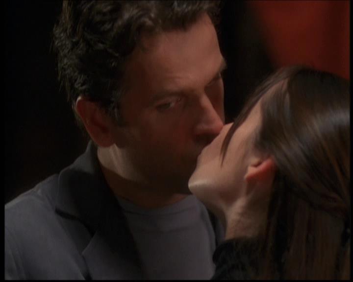 Charmed-Online-dot-net_608SwordAndTheCity1652.jpg Charmed-Online-dot-net_608SwordAndTheCity1652.jpg