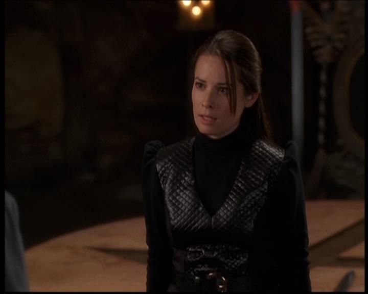 Charmed-Online-dot-net_608SwordAndTheCity1674.jpg Charmed-Online-dot-net_608SwordAndTheCity1674.jpg