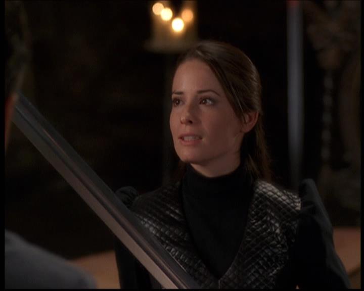 Charmed-Online-dot-net_608SwordAndTheCity1698.jpg Charmed-Online-dot-net_608SwordAndTheCity1698.jpg