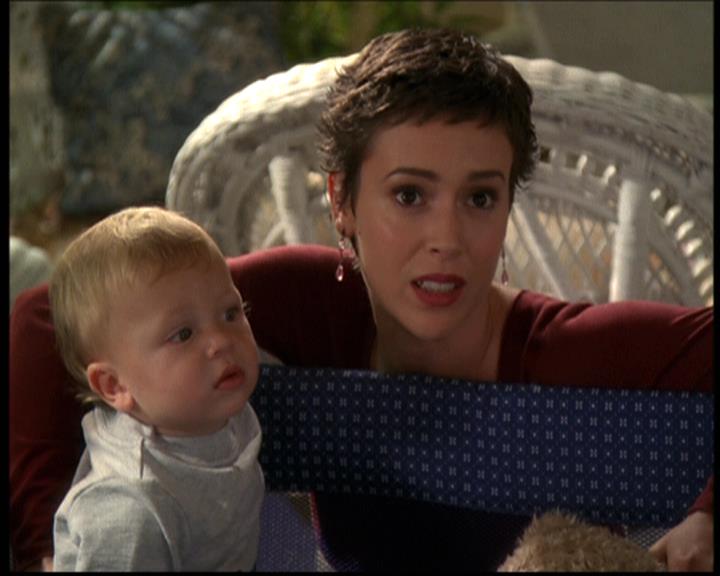 Charmed-Online-dot-net_608SwordAndTheCity1749.jpg Charmed-Online-dot-net_608SwordAndTheCity1749.jpg