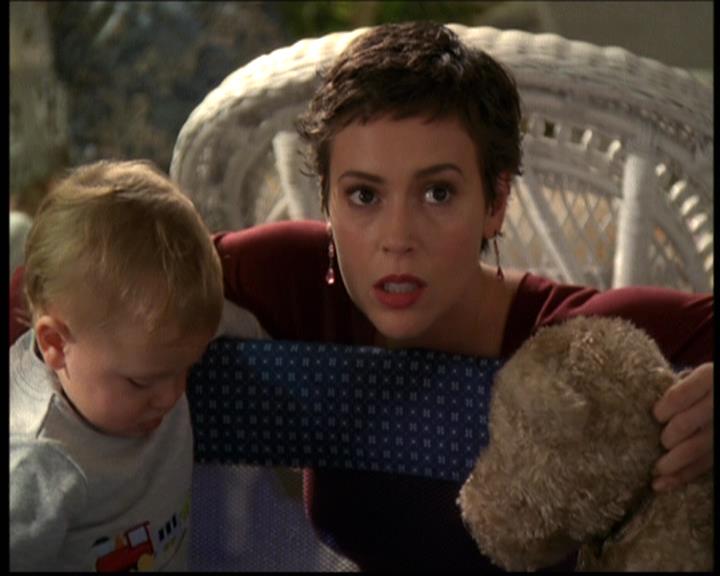 Charmed-Online-dot-net_608SwordAndTheCity1757.jpg Charmed-Online-dot-net_608SwordAndTheCity1757.jpg