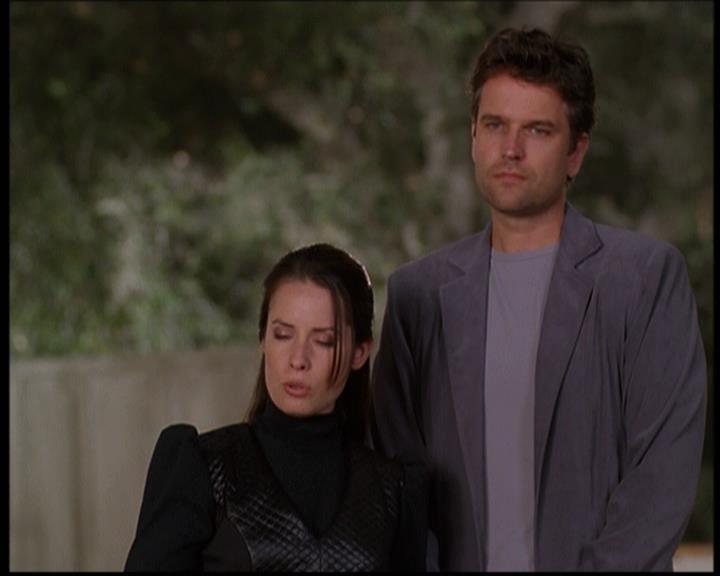 Charmed-Online-dot-net_608SwordAndTheCity1770.jpg Charmed-Online-dot-net_608SwordAndTheCity1770.jpg