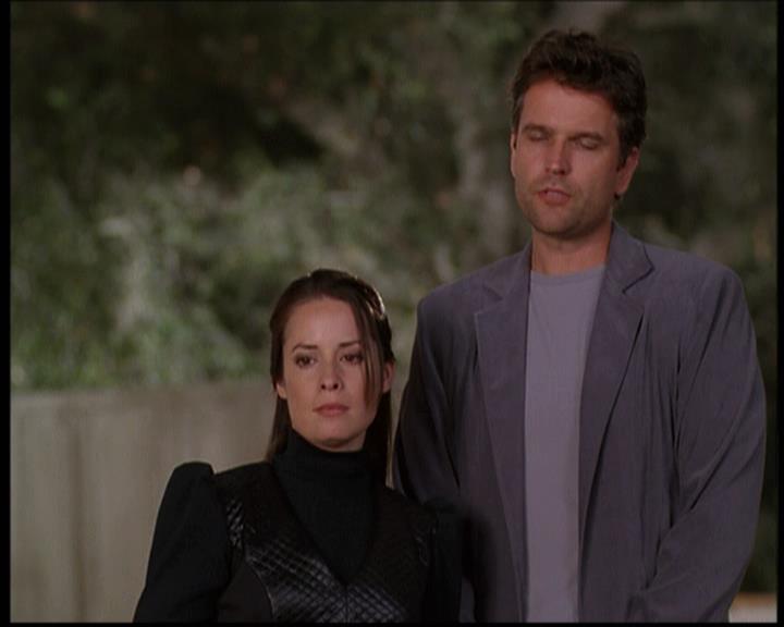 Charmed-Online-dot-net_608SwordAndTheCity1774.jpg Charmed-Online-dot-net_608SwordAndTheCity1774.jpg