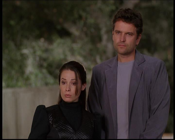 Charmed-Online-dot-net_608SwordAndTheCity1782.jpg Charmed-Online-dot-net_608SwordAndTheCity1782.jpg