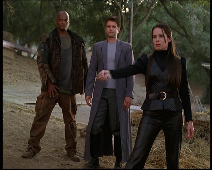 Charmed-Online-dot-net_608SwordAndTheCity1801.jpg Charmed-Online-dot-net_608SwordAndTheCity1801.jpg