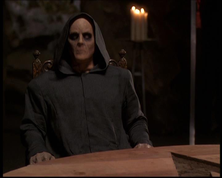 Charmed-Online-dot-net_608SwordAndTheCity1859.jpg Charmed-Online-dot-net_608SwordAndTheCity1859.jpg