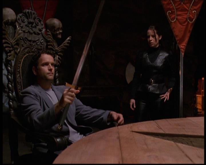 Charmed-Online-dot-net_608SwordAndTheCity1908.jpg