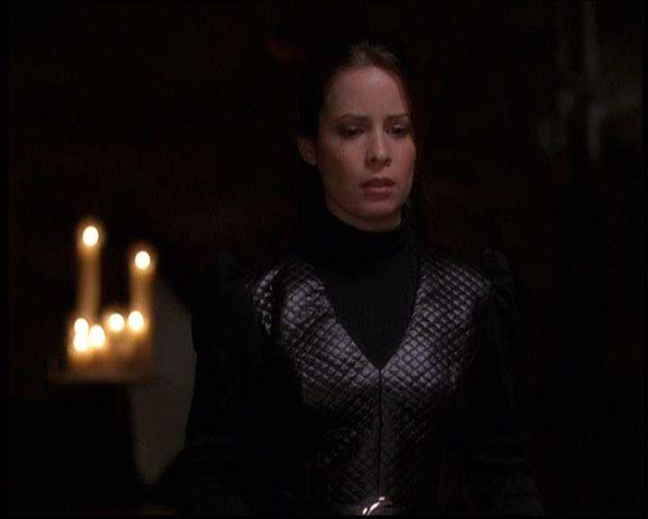 Charmed-Online-dot-net_608SwordAndTheCity1918.jpg