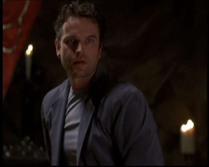 Charmed-Online-dot-net_608SwordAndTheCity1920.jpg