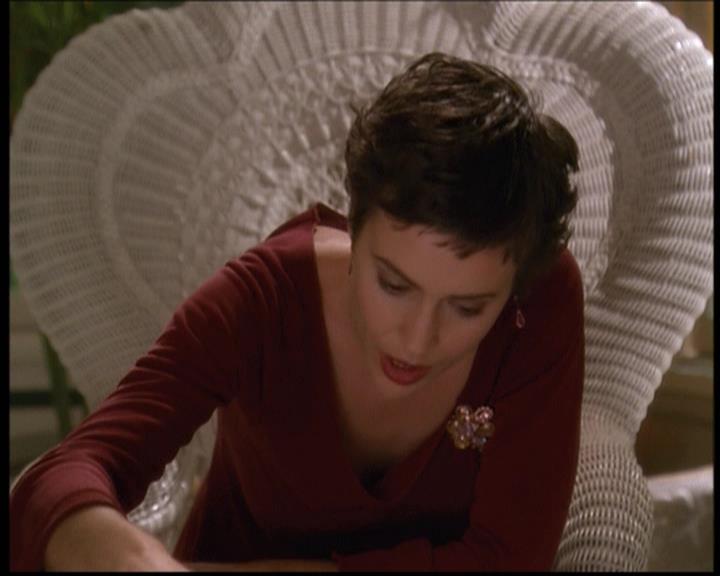 Charmed-Online-dot-net_608SwordAndTheCity1999.jpg Charmed-Online-dot-net_608SwordAndTheCity1999.jpg