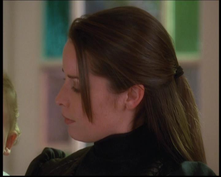 Charmed-Online-dot-net_608SwordAndTheCity2100.jpg Charmed-Online-dot-net_608SwordAndTheCity2100.jpg