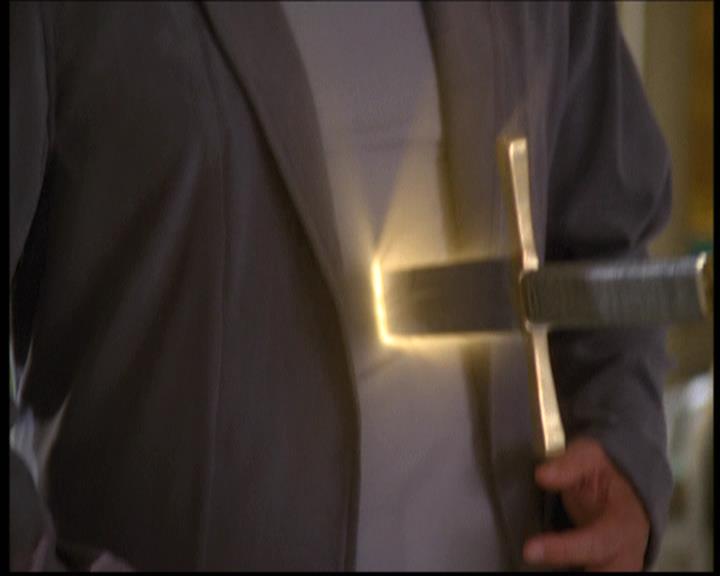 Charmed-Online-dot-net_608SwordAndTheCity2110.jpg Charmed-Online-dot-net_608SwordAndTheCity2110.jpg