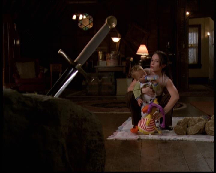 Charmed-Online-dot-net_608SwordAndTheCity2275.jpg