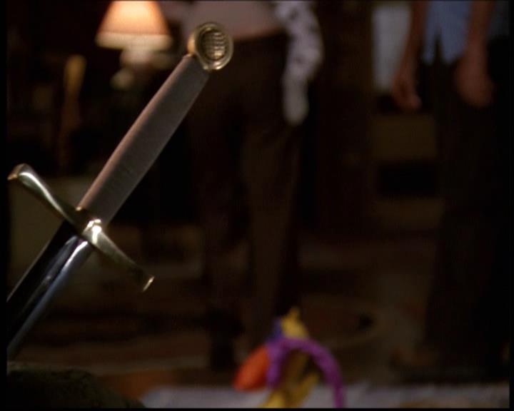 Charmed-Online-dot-net_608SwordAndTheCity2337.jpg Charmed-Online-dot-net_608SwordAndTheCity2337.jpg