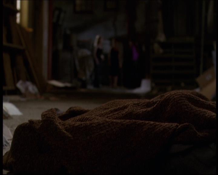 Charmed-Online-dot-609LittleMonsters0188.jpg Charmed-Online-dot-609LittleMonsters0188.jpg