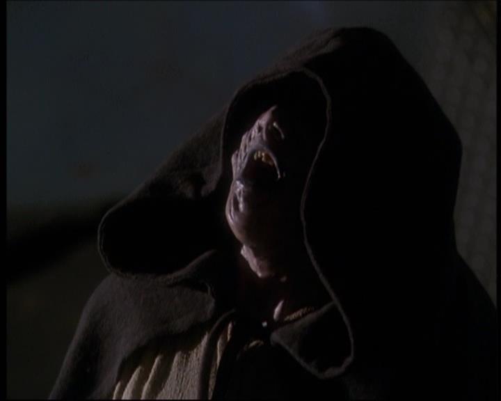 Charmed-Online-dot-609LittleMonsters0635.jpg Charmed-Online-dot-609LittleMonsters0635.jpg