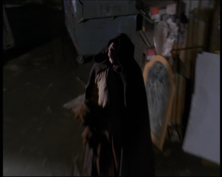 Charmed-Online-dot-609LittleMonsters0636.jpg Charmed-Online-dot-609LittleMonsters0636.jpg