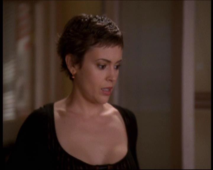 Charmed-Online-dot-609LittleMonsters0660.jpg Charmed-Online-dot-609LittleMonsters0660.jpg