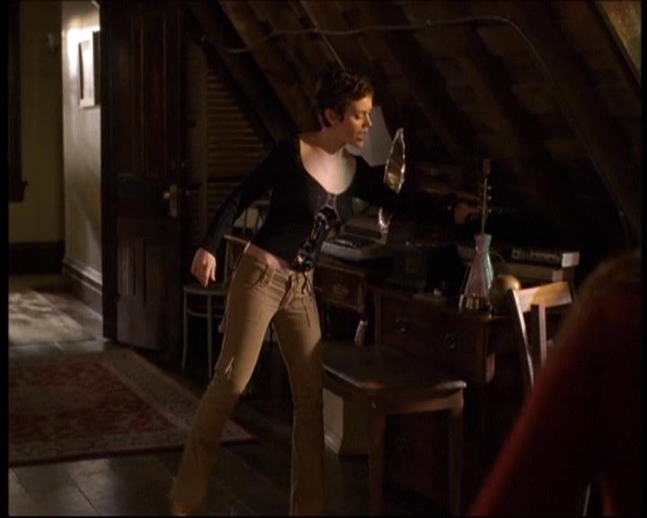 Charmed-Online-dot-609LittleMonsters1016.jpg Charmed-Online-dot-609LittleMonsters1016.jpg