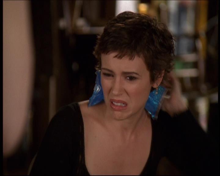 Charmed-Online-dot-609LittleMonsters1127.jpg Charmed-Online-dot-609LittleMonsters1127.jpg