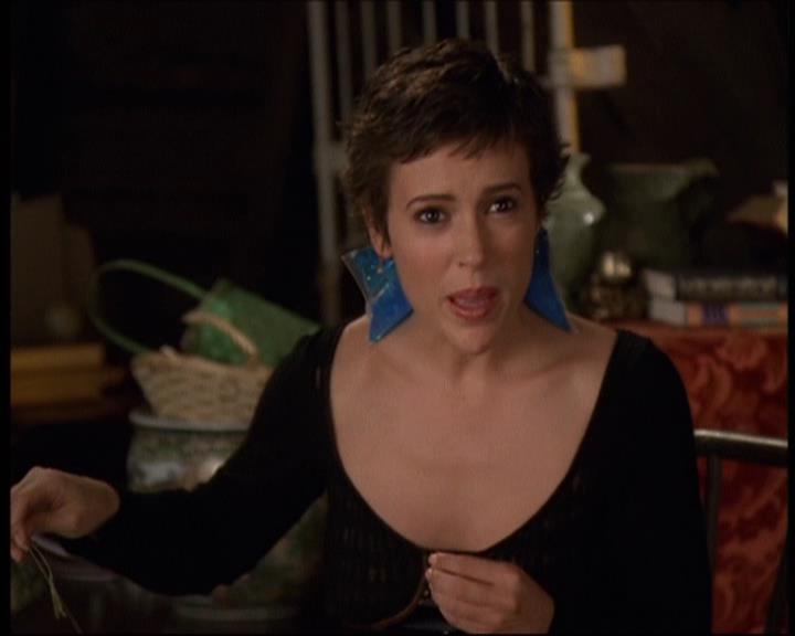 Charmed-Online-dot-609LittleMonsters1219.jpg Charmed-Online-dot-609LittleMonsters1219.jpg