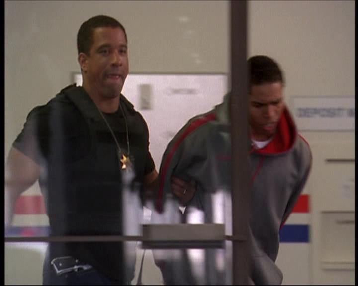 Charmed-Online-dot-609LittleMonsters1371.jpg Charmed-Online-dot-609LittleMonsters1371.jpg