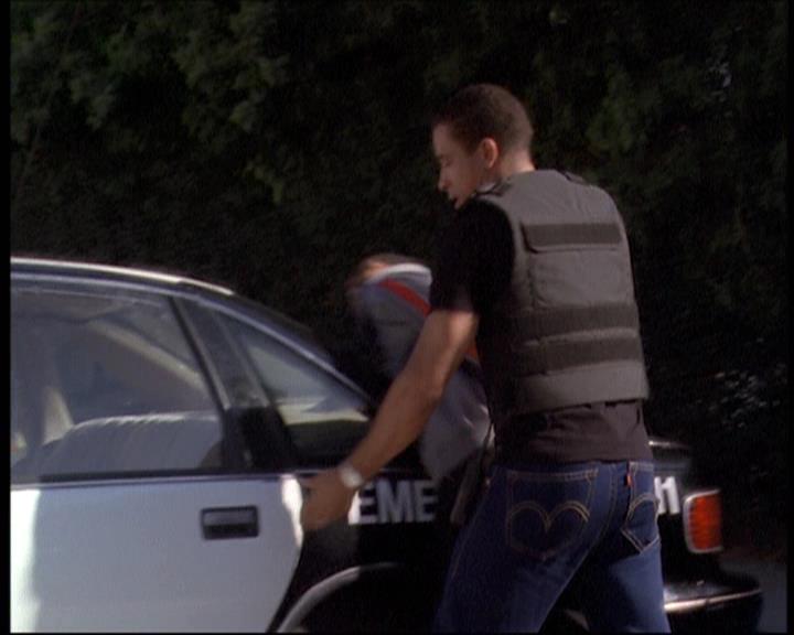 Charmed-Online-dot-609LittleMonsters1391.jpg Charmed-Online-dot-609LittleMonsters1391.jpg