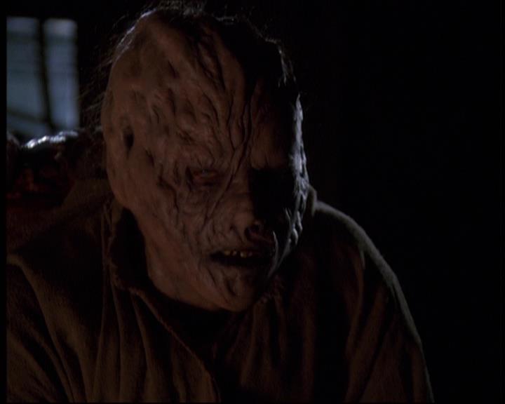 Charmed-Online-dot-609LittleMonsters1737.jpg Charmed-Online-dot-609LittleMonsters1737.jpg