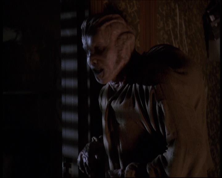 Charmed-Online-dot-609LittleMonsters1749.jpg Charmed-Online-dot-609LittleMonsters1749.jpg