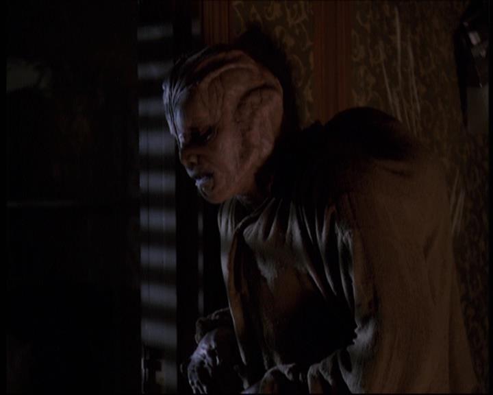 Charmed-Online-dot-609LittleMonsters1754.jpg Charmed-Online-dot-609LittleMonsters1754.jpg