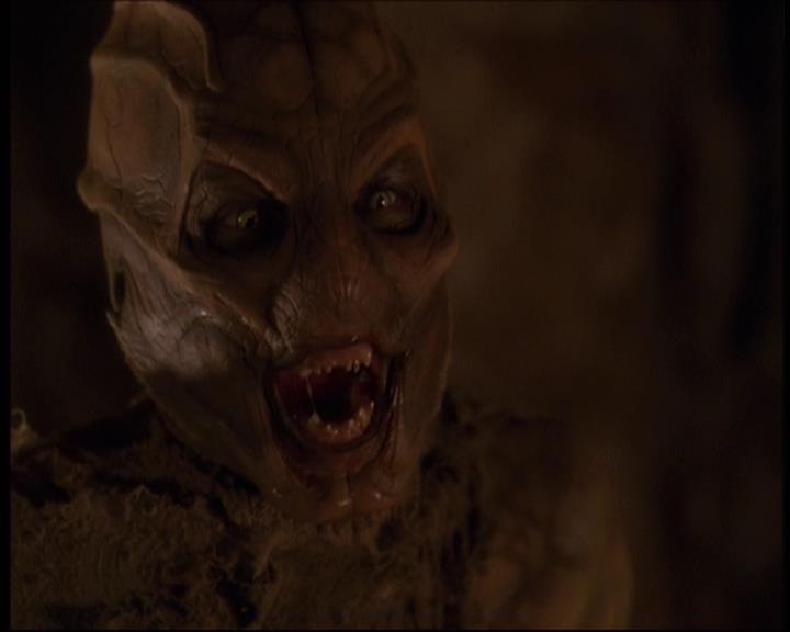 Charmed-Online-dot-609LittleMonsters1855.jpg Charmed-Online-dot-609LittleMonsters1855.jpg